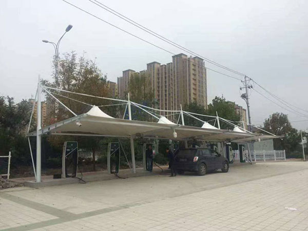 充電樁車棚