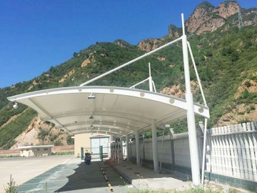 充電樁車棚