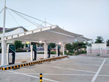 充電樁車棚