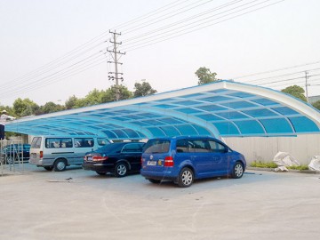 陽光板車棚
